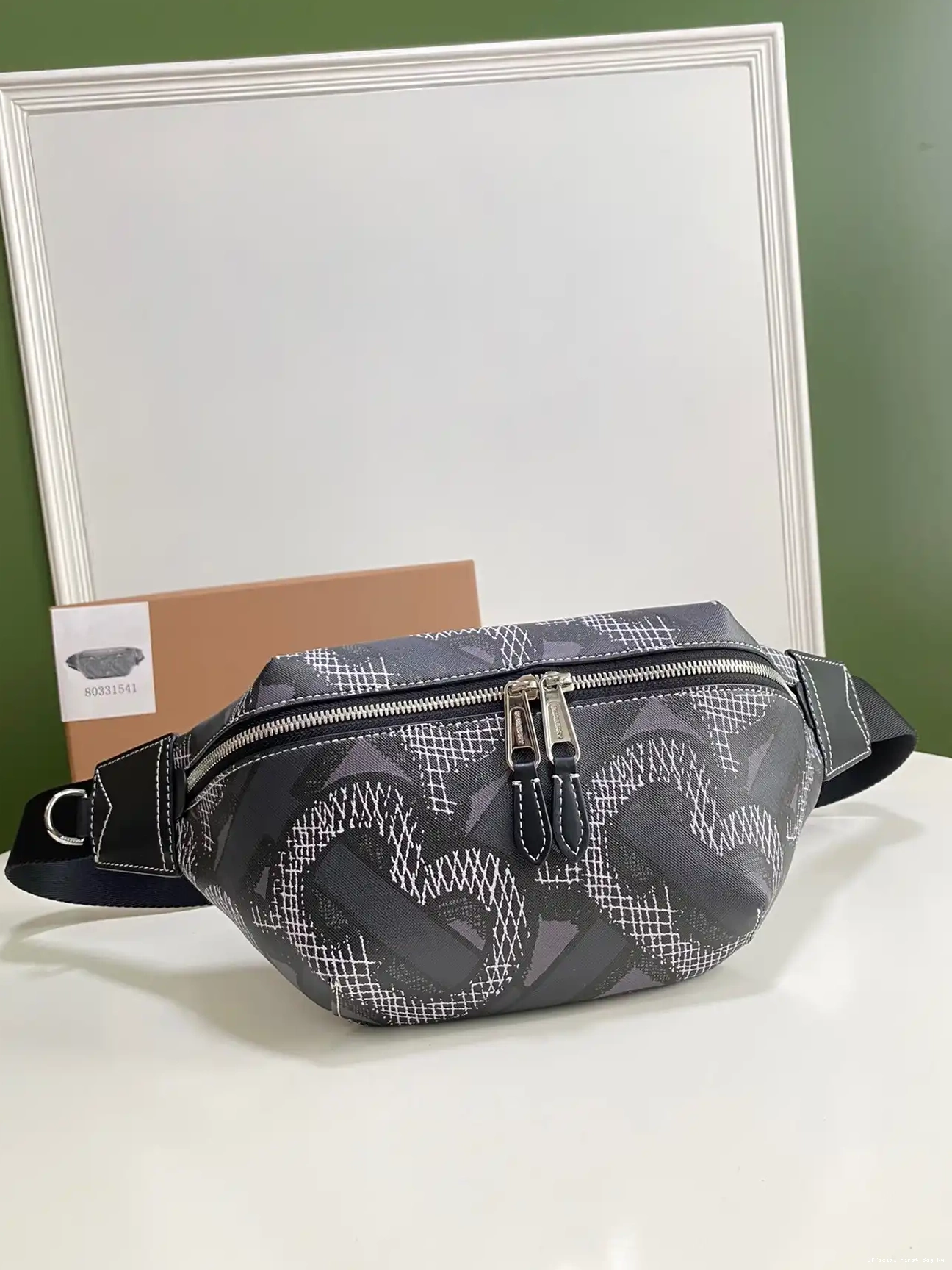 Official FirstBag Ru Bag Bum BURBERRY 0604